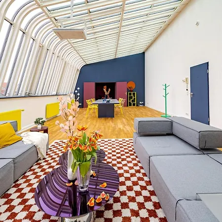 Sky Loft In The Heart Of Berlin Apartment Exterior photo